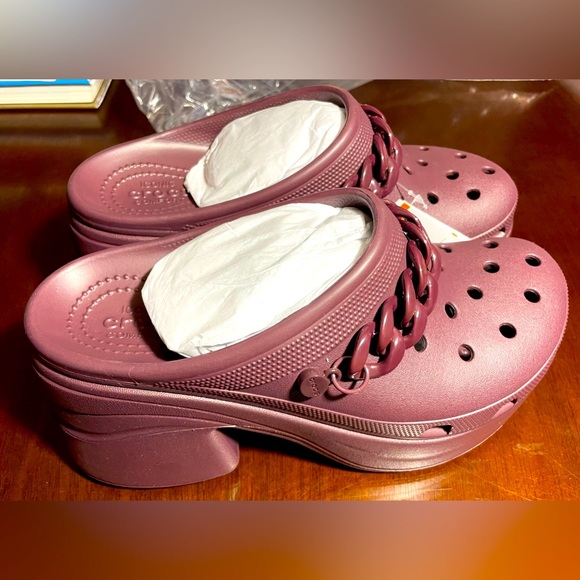 CROCS Shoes - CROCS Siren Chain Clog Platform Shoes Creels Dark Cherry Sz 10 NWT